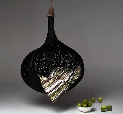 Maffam-Nest-teardrop-chair.jpg